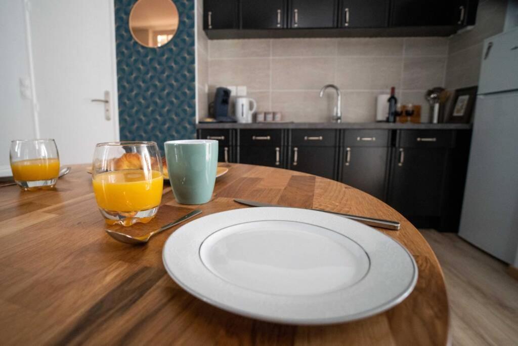 Cudjoe Apartman Dinan Kültér fotó